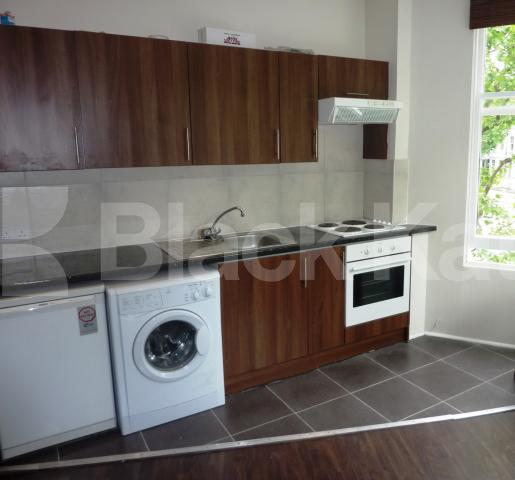 			NEW INSTRUCTION!, Studio Apartment, 1 bath, 1 reception Studio			 Sutherland Avenue, MAIDA VALE